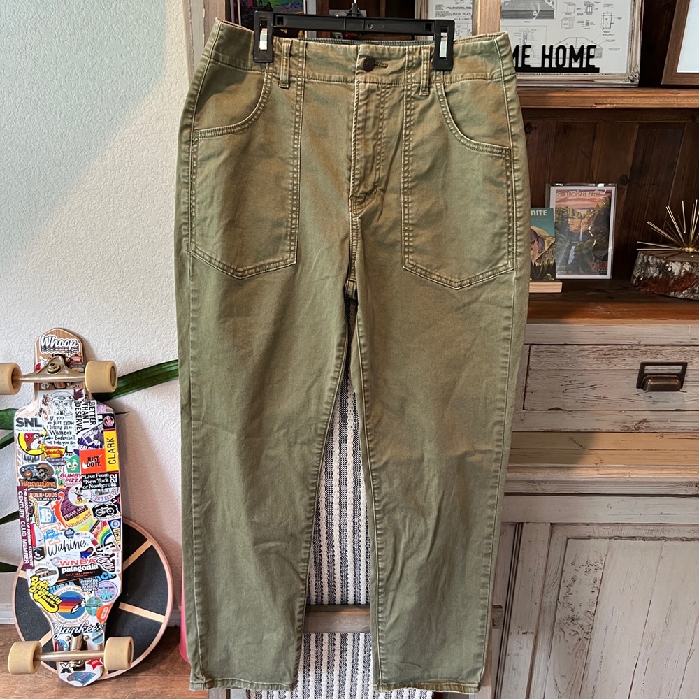 Veronica Beard women’s Arya straight leg pant in army size 28